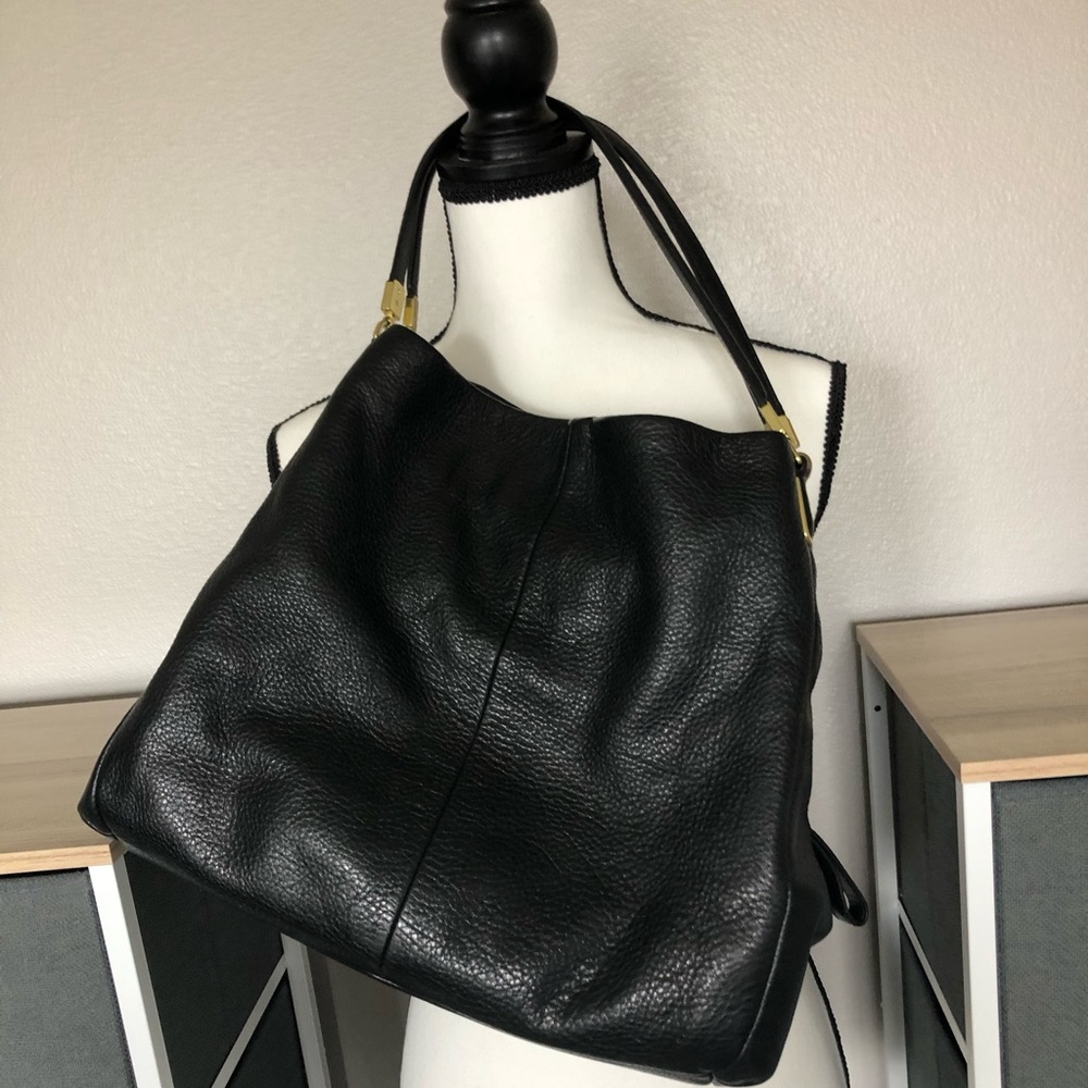 Used Black leather hobo Coach bag with 3 pockets